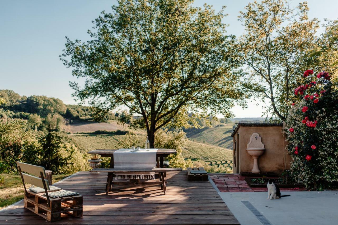 Lindhouse - Country House A Govone Exterior foto